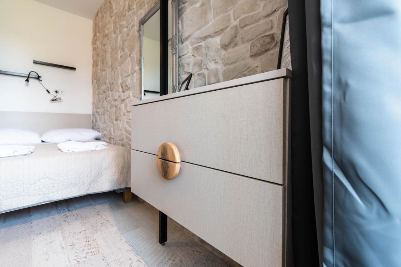 L&B City Center Studios Apartments 普拉 外观 照片